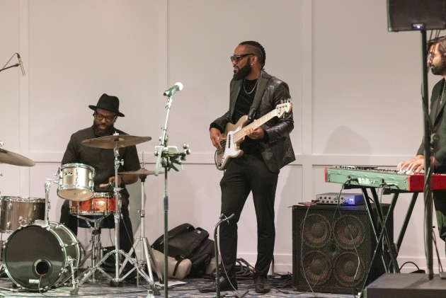 Glenkirk_2025_Benefit_Bash_Mark_Campbell_Productions-220.jpg