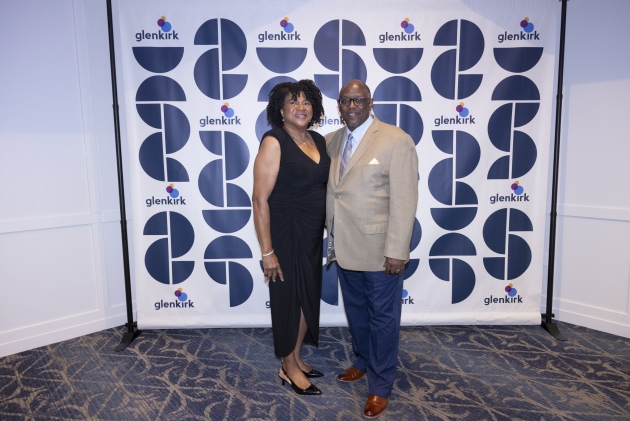 Glenkirk_2025_Benefit_Bash_Step_Repeat_Mark_Campbell_Productions-36.jpg