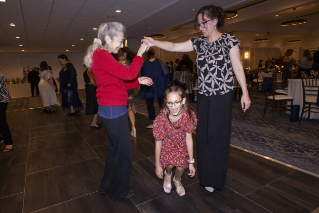 Glenkirk_2025_Benefit_Bash_Mark_Campbell_Productions-613.jpg