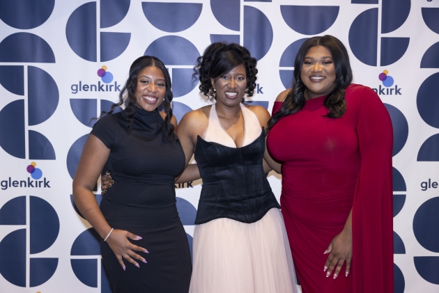 Glenkirk_2025_Benefit_Bash_Step_Repeat_Mark_Campbell_Productions-39.jpg