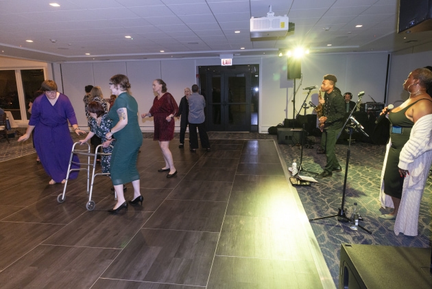 Glenkirk_2025_Benefit_Bash_Mark_Campbell_Productions-620.jpg