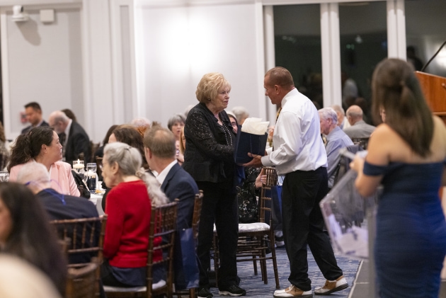 Glenkirk_2025_Benefit_Bash_Mark_Campbell_Productions-360.jpg