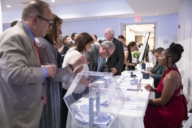 Glenkirk_2025_Benefit_Bash_Mark_Campbell_Productions-98.jpg
