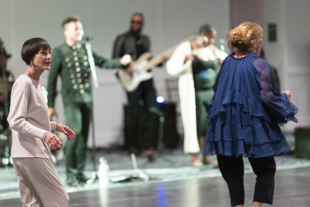 Glenkirk_2025_Benefit_Bash_Mark_Campbell_Productions-565.jpg